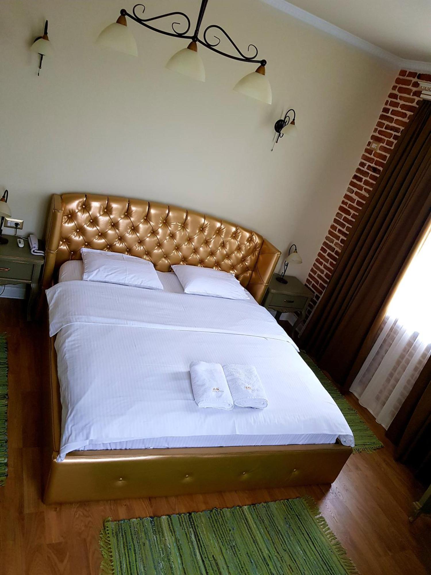 Casa Gace Hotel Korce Phòng bức ảnh