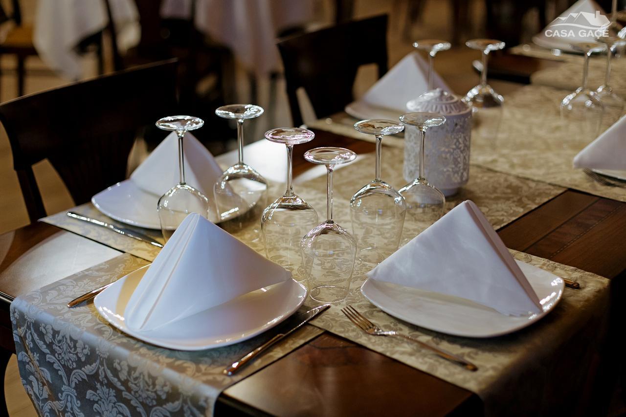 Casa Gace Hotel Korce Ngoại thất bức ảnh