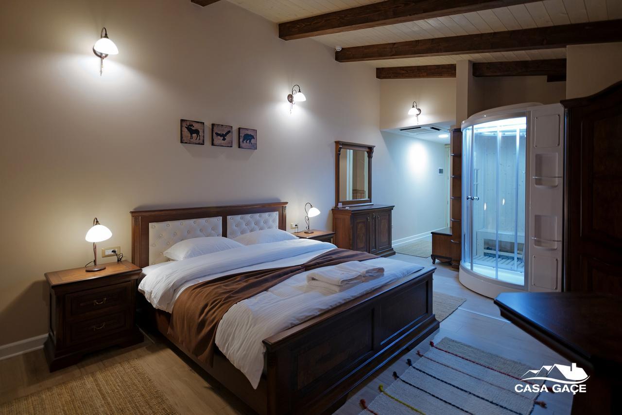 Casa Gace Hotel Korce Ngoại thất bức ảnh