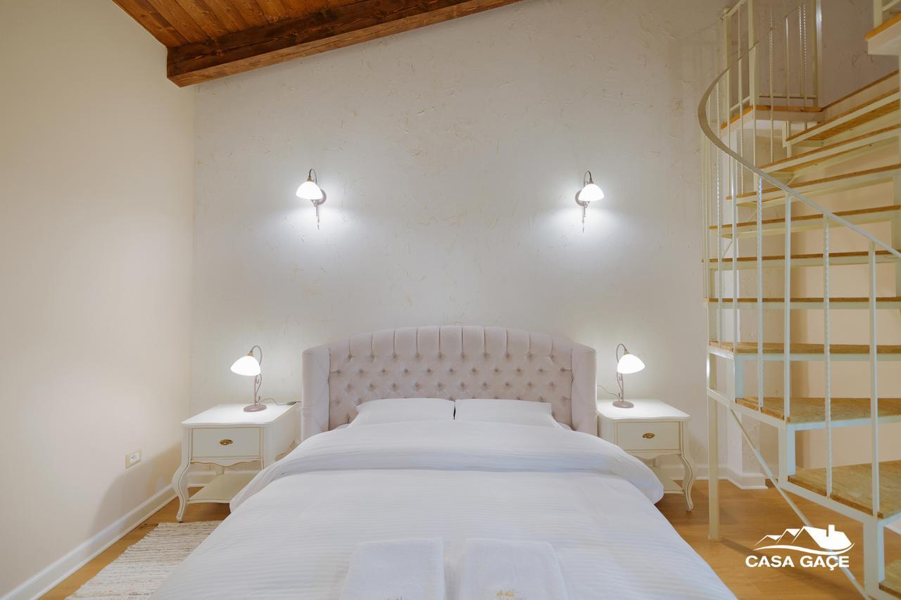 Casa Gace Hotel Korce Ngoại thất bức ảnh