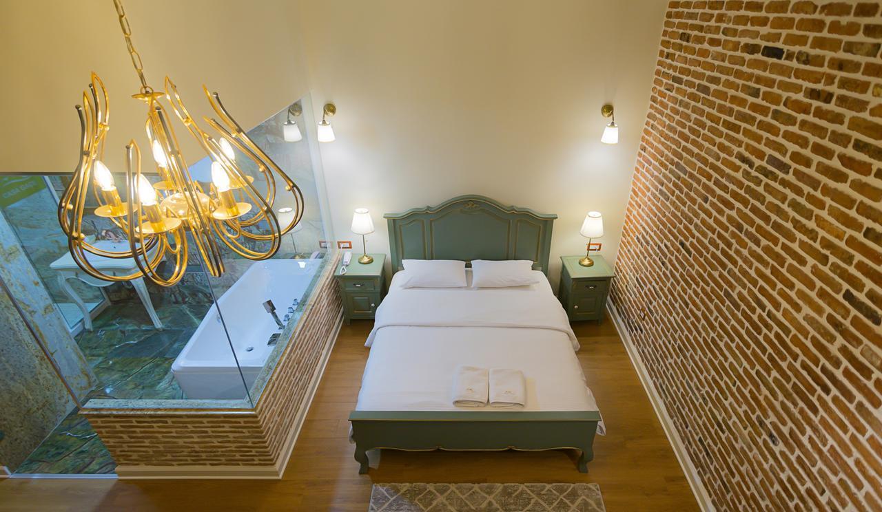 Casa Gace Hotel Korce Ngoại thất bức ảnh
